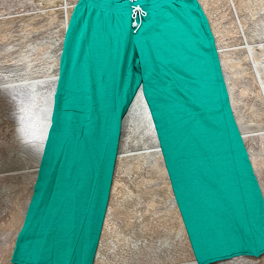 Old Navy sweatpants. Green, size XL